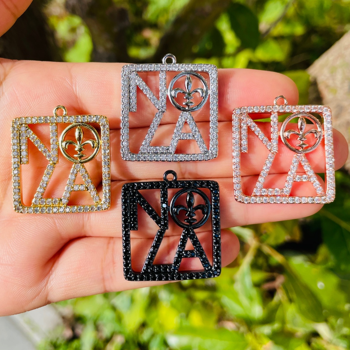 5pcs Zirconia Pave NOLA Fleur  - Jewelry Making New Orleans avis et prix