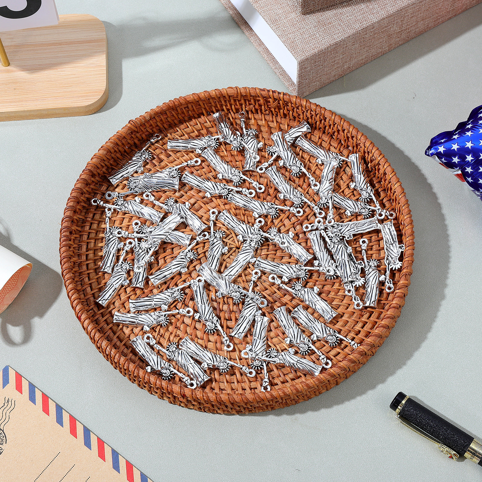 50Pcs Statue of Liberty Charms - Jewelry Making York avis et prix